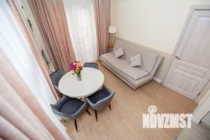 1-к квартира, посуточно, 43м2, 4/4 этаж