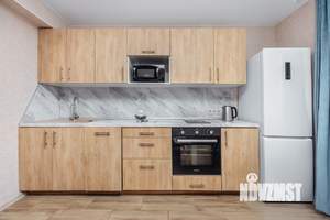 Студия квартира, посуточно, 30м2, 1/12 этаж