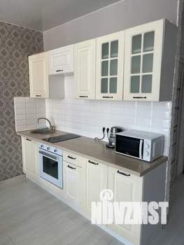 Студия квартира, посуточно, 33м2, 6/17 этаж