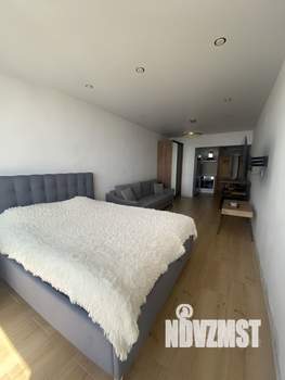Студия квартира, посуточно, 35м2, 18/22 этаж
