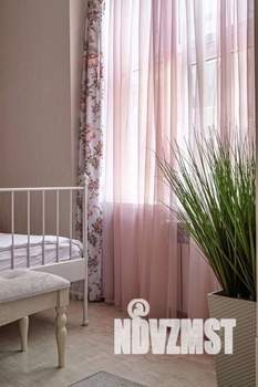 2-к квартира, посуточно, 55м2, 1/1 этаж