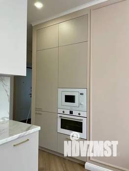 2-к квартира, посуточно, 38м2, 6/18 этаж