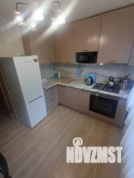 2-к квартира, посуточно, 40м2, 5/5 этаж