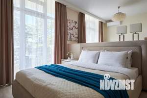 Студия квартира, посуточно, 44м2, 5/7 этаж