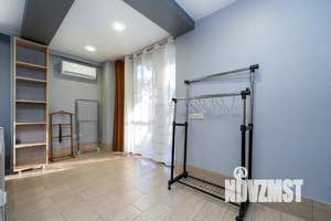 Студия квартира, посуточно, 38м2, 1/3 этаж