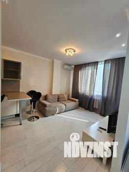 Студия квартира, посуточно, 35м2, 4/5 этаж