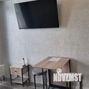 Студия квартира, посуточно, 17м2, 17/19 этаж