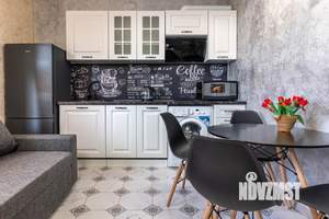 2-к квартира, посуточно, 50м2, 1/1 этаж