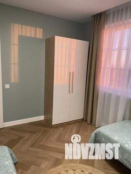 3-к квартира, посуточно, 58м2, 1/1 этаж