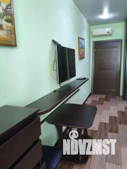 Студия квартира, посуточно, 35м2, 15/18 этаж