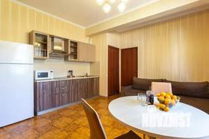 1-к квартира, посуточно, 35м2, 1/1 этаж