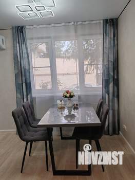 1-к квартира, посуточно, 40м2, 1/2 этаж