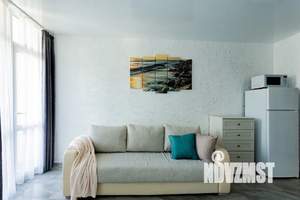 Студия квартира, посуточно, 28м2, 10/21 этаж