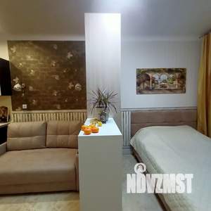 Студия квартира, посуточно, 30м2, 1/4 этаж