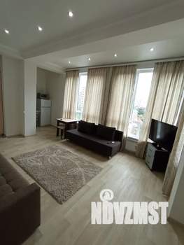 Студия квартира, посуточно, 35м2, 3/7 этаж