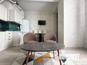 2-к квартира, посуточно, 46м2, 6/8 этаж