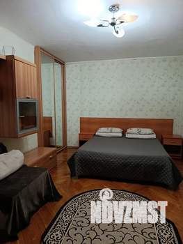 1-к квартира, посуточно, 30м2, 3/3 этаж