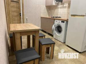 2-к квартира, посуточно, 40м2, 3/3 этаж