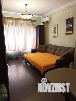 Студия квартира, посуточно, 28м2, 1/9 этаж