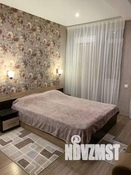 1-к квартира, посуточно, 33м2, 1/1 этаж