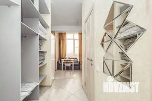 1-к квартира, посуточно, 38м2, 7/10 этаж