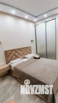 1-к квартира, посуточно, 38м2, 7/18 этаж