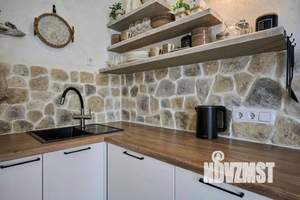 2-к квартира, посуточно, 56м2, 1/1 этаж