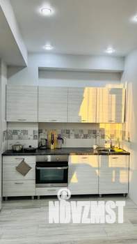 Студия квартира, посуточно, 25м2, 10/12 этаж