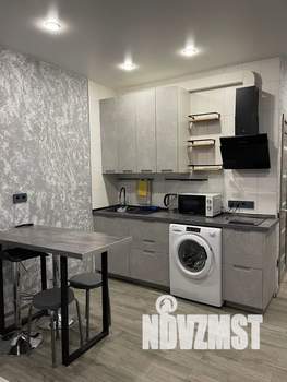 Студия квартира, посуточно, 35м2, 17/21 этаж