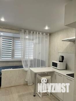 Студия квартира, посуточно, 20м2, 1/5 этаж