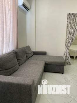 Студия квартира, посуточно, 27м2, 1/10 этаж