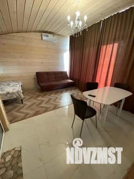 Студия квартира, посуточно, 35м2, 2/2 этаж