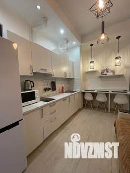 2-к квартира, посуточно, 33м2, 1/10 этаж