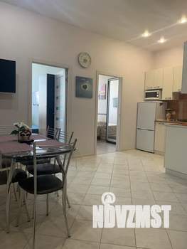 3-к квартира, посуточно, 46м2, 5/5 этаж