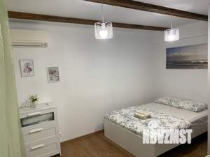 Студия квартира, посуточно, 25м2, 8/10 этаж
