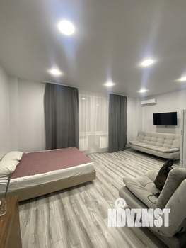 Студия квартира, посуточно, 40м2, 2/3 этаж
