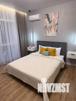 Студия квартира, посуточно, 32м2, 1/2 этаж