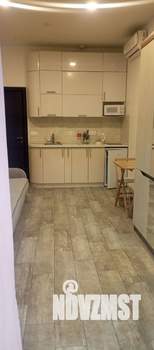 Студия квартира, посуточно, 25м2, 1/13 этаж