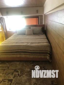 2-к квартира, посуточно, 42м2, 1/8 этаж