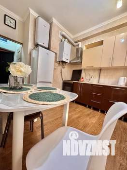 1-к квартира, посуточно, 37м2, 1/6 этаж