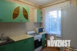1-к квартира, посуточно, 27м2, 3/5 этаж