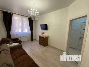 1-к квартира, посуточно, 40м2, 3/9 этаж