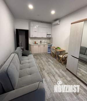 Студия квартира, посуточно, 25м2, 1/13 этаж