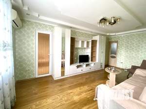 1-к квартира, посуточно, 46м2, 8/9 этаж