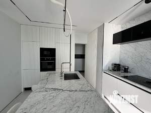 3-к квартира, на длительный срок, 100м2, 11/24 этаж