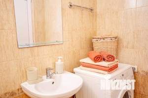 1-к квартира, посуточно, 48м2, 1/1 этаж