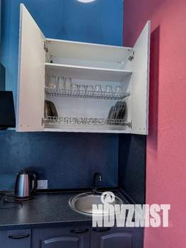 Студия квартира, посуточно, 27м2, 1/4 этаж