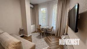 1-к квартира, посуточно, 40м2, 2/4 этаж