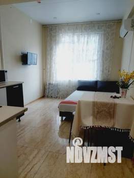 Студия квартира, посуточно, 20м2, 2/12 этаж