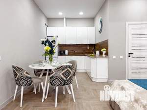 1-к квартира, посуточно, 46м2, 1/3 этаж